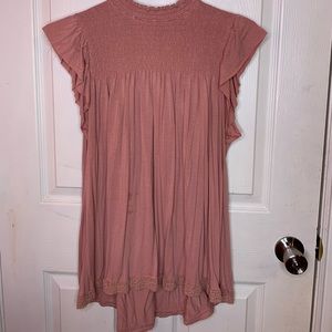 Up to the neck short sleeve top